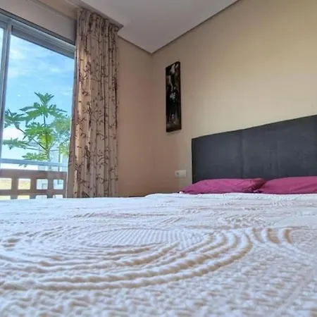 2-Bedroom Apartment With Terrace Vistaroja Apartment