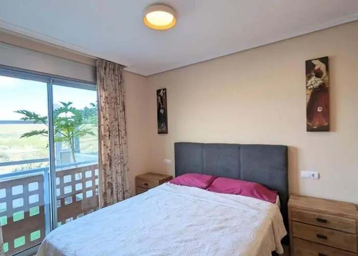 2-Bedroom Apartment With Terrace Vistaroja Apartment *