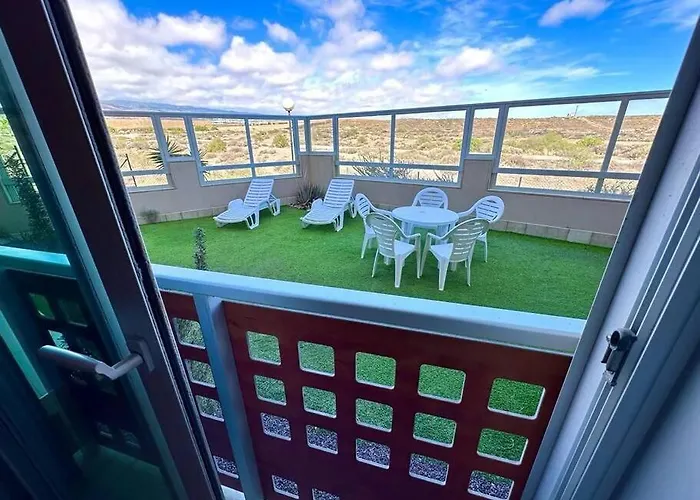 Apartment 2-Bedroom Apartment With Terrace Vistaroja *