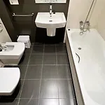 Apartamento 2-bedroom With Terrace Vistaroja