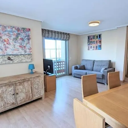 Apartman 2-Bedroom Apartment With Terrace Vistaroja *