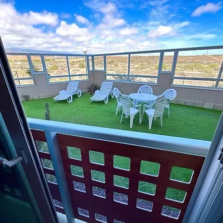 Διαμέρισμα 2-Bedroom Apartment With Terrace Vistaroja *