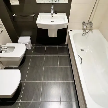 Appartement 2-bedroom With Terrace Vistaroja