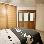 Lejlighed 2-bedroom With Terrace Vistaroja *